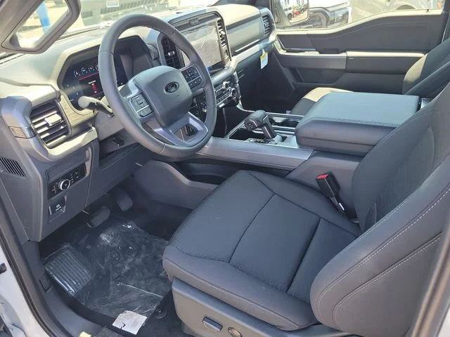 New 2026 Oxford White Ford XLT image 19