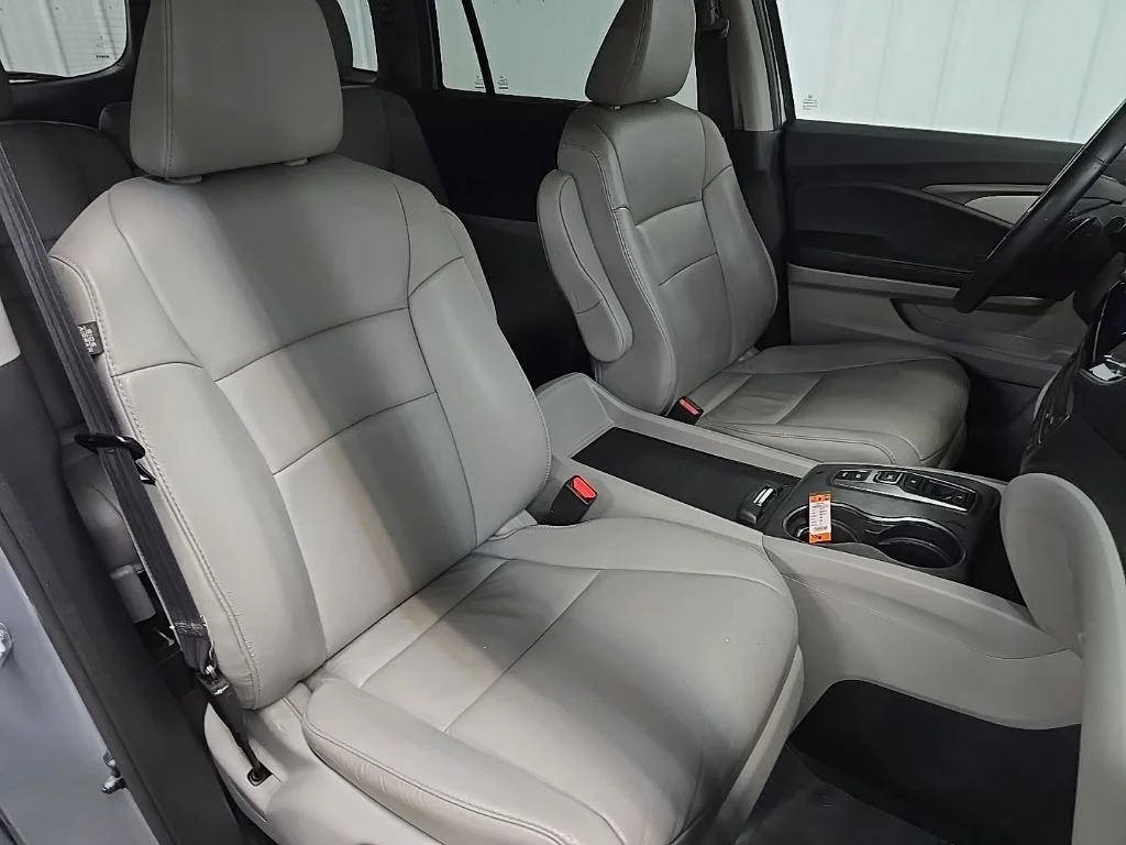 Used 2022 Gray Honda Special Edition image 15