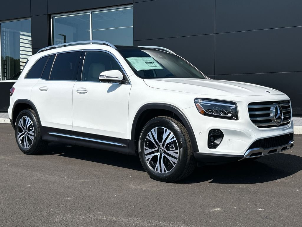 New 2026 Polar White Mercedes-Benz GLB 250 image 2