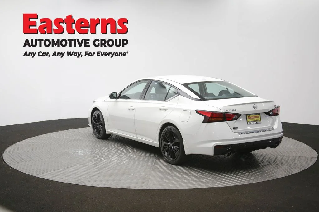 Used 2023 White Nissan 2.5 SR image 64