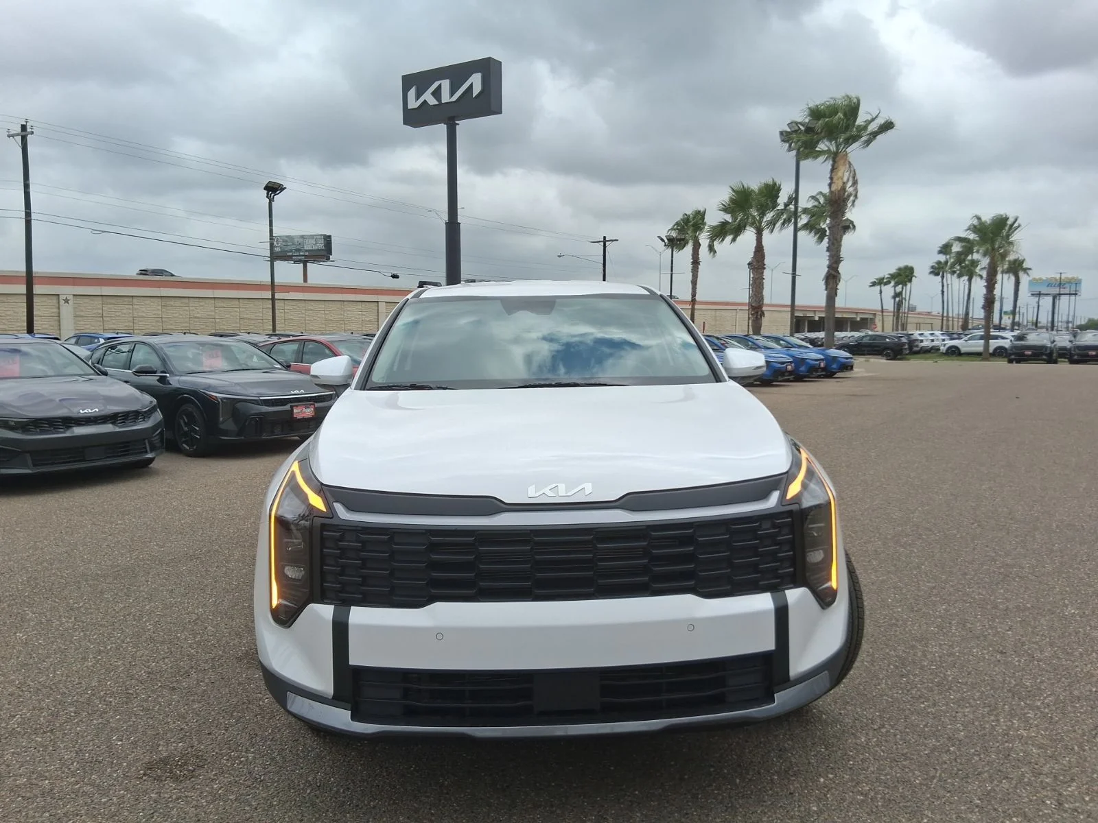 New 2026 White Kia LX image 2