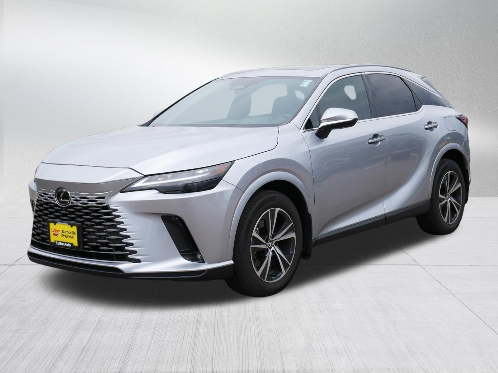 Used 2024 Iridium Lexus RX 350 Premium image 3