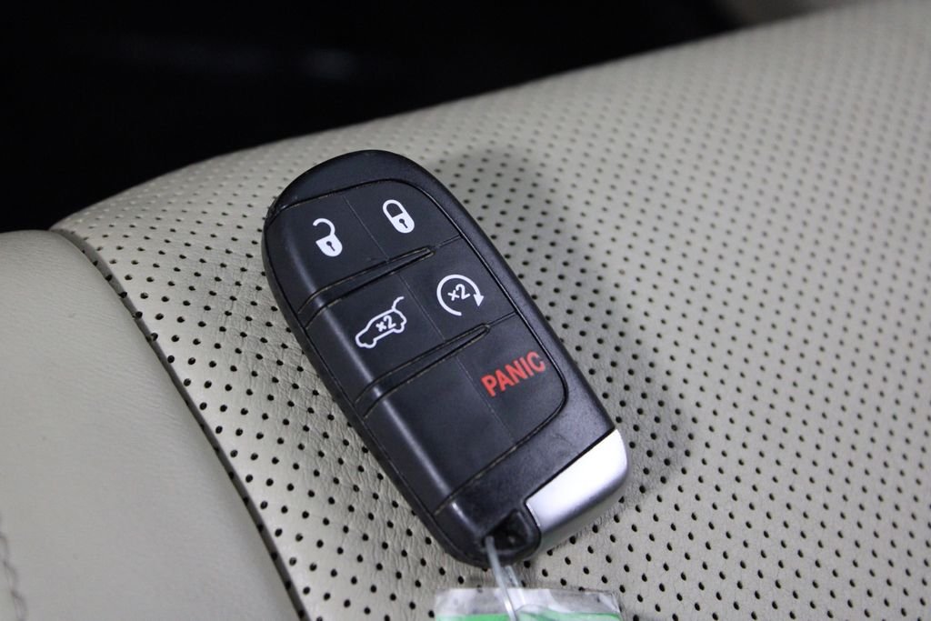 Used 2017 Black Jeep Limited image 29