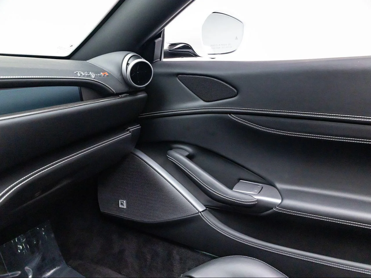 Used 2023 Bianco Cervino Ferrari M image 40