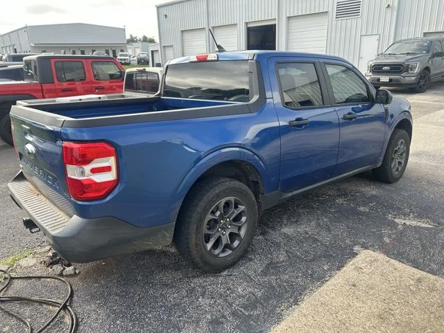 Used 2023 Blue Ford XLT image 3