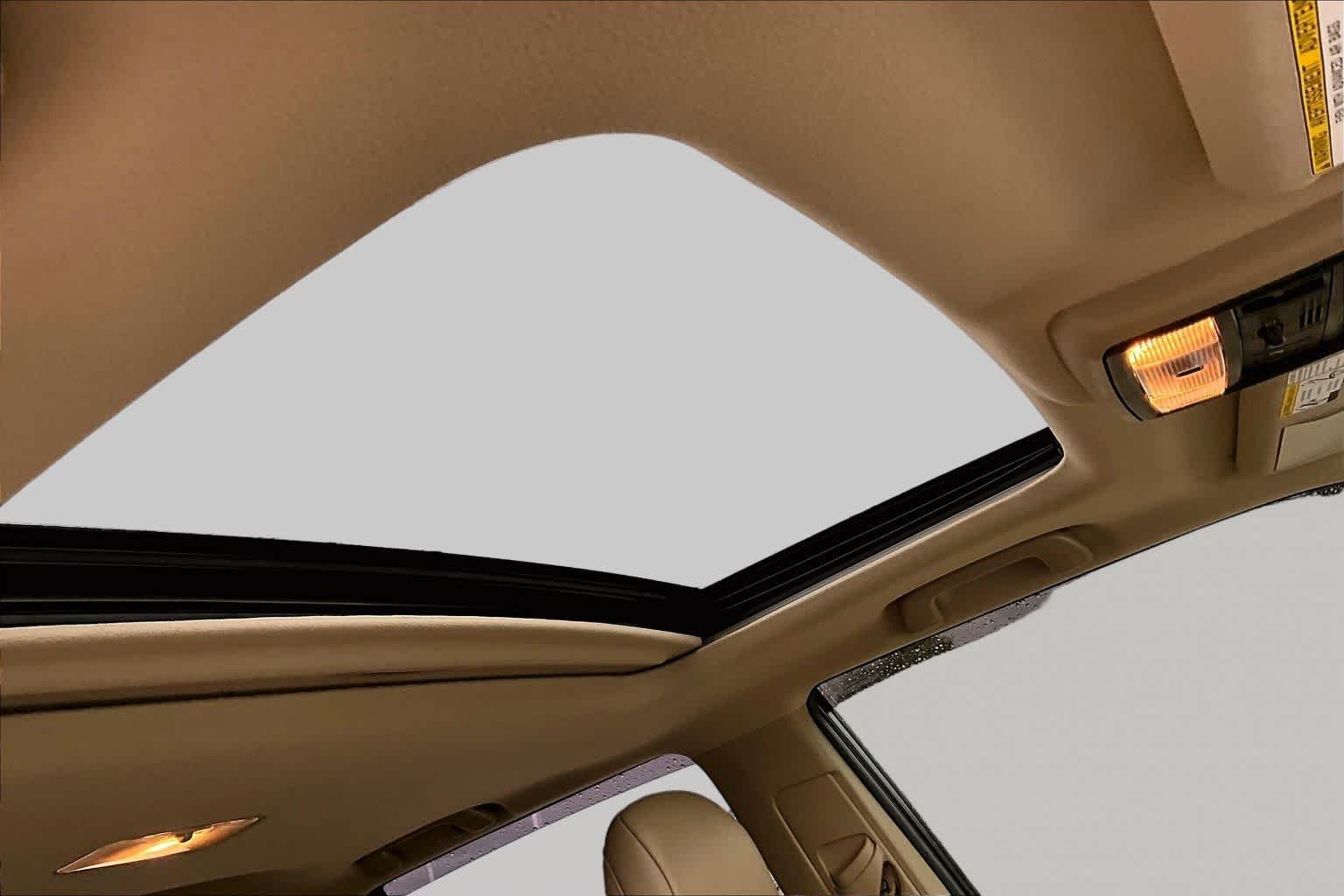 Used 2013 Blizzard Pearl Metallic Toyota Limited image 14