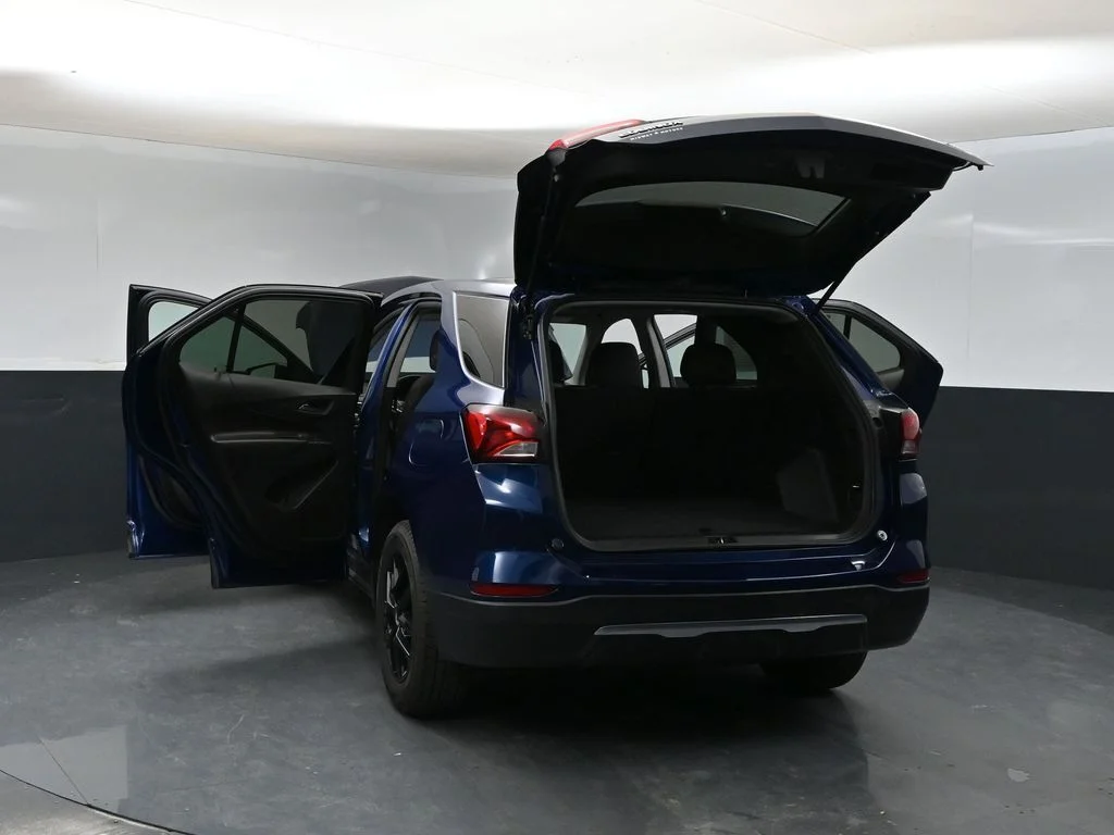 Used 2022 Blue Chevrolet LT image 42