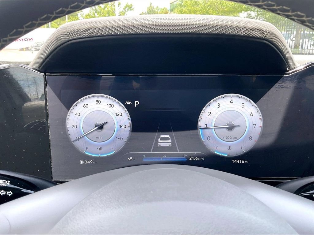 Used 2023 Silver Hyundai SEL image 24