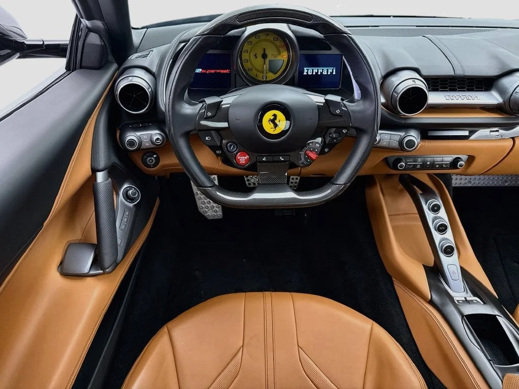 Used 2019 Grigio Silverstone Ferrari Base image 10
