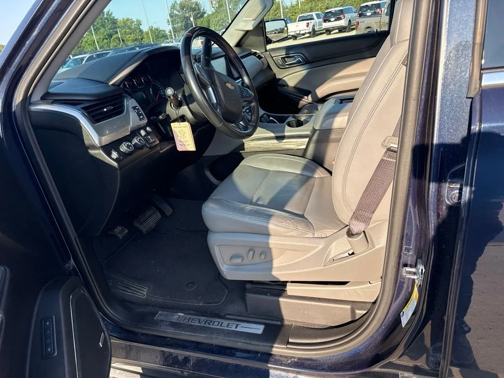 Used 2020 Blue Chevrolet LT image 5