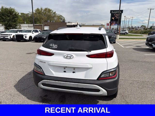 Used 2023 White Hyundai SEL image 27