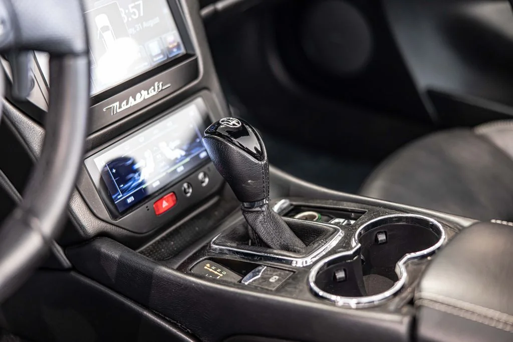 Used 2015 Black Maserati Sport image 20
