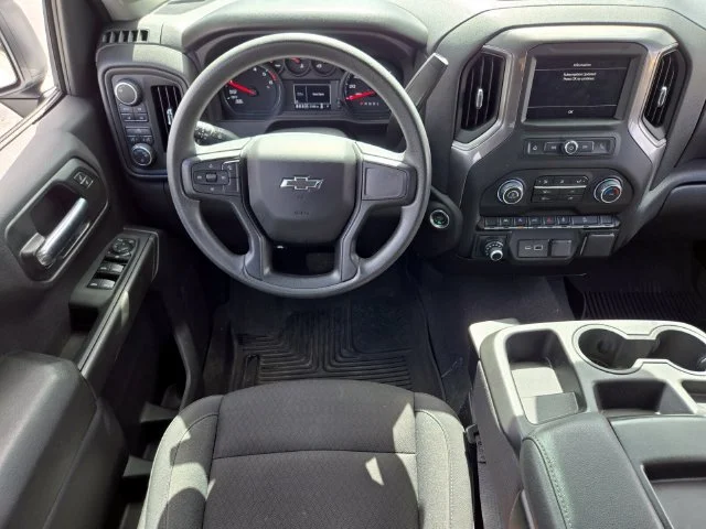 Used 2025 White Chevrolet Custom Trail Boss image 13