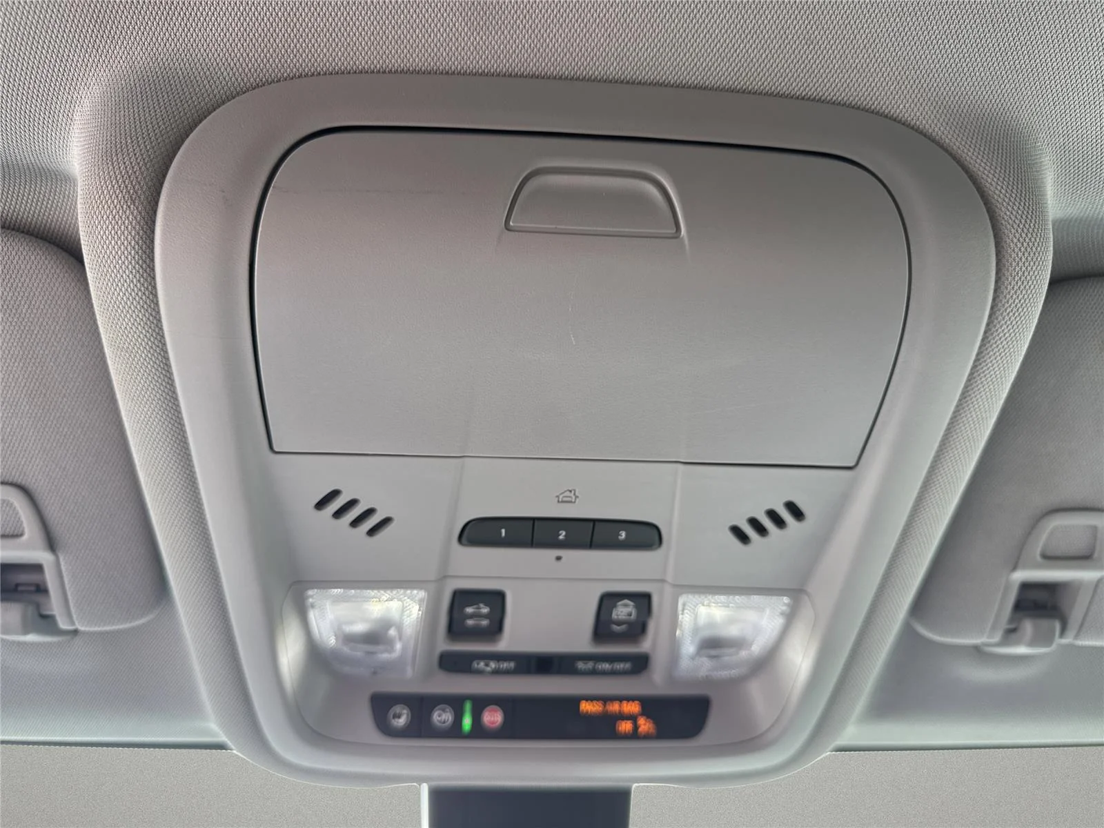Used 2022 Summit White GMC SLT image 32
