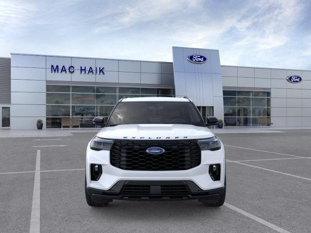 New 2026 Star White Metallic Tri-Coat Ford ST-Line image 29