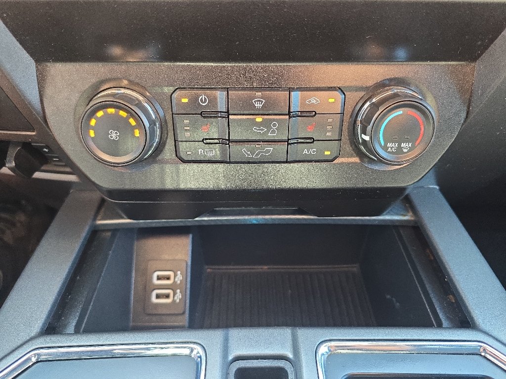 Used 2019  Ford XLT image 21