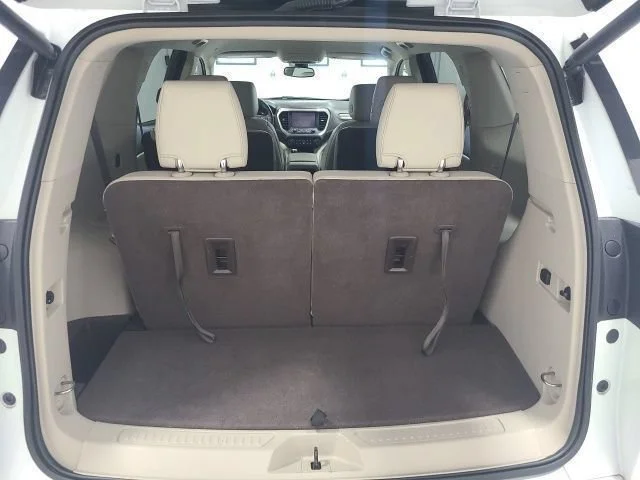 Used 2019 White Frost Tricoat GMC Denali image 35