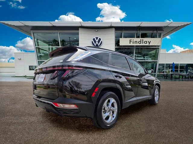 Used 2022 Black Hyundai SEL image 6
