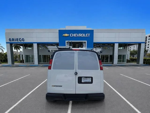 2025 Chevrolet Express Cargo Work Van - Photo 9