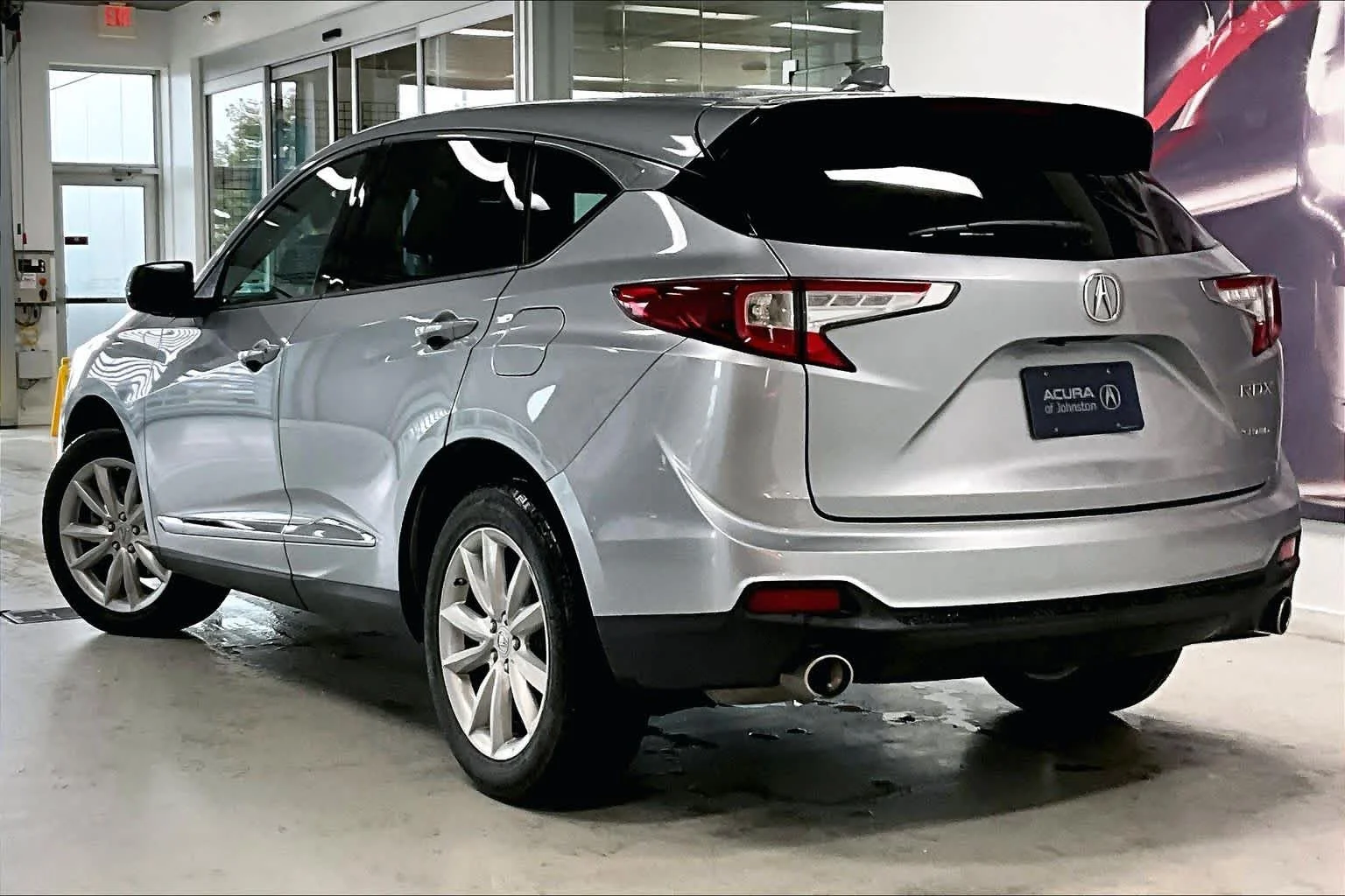Used 2019 Lunar Silver Metallic Acura  image 4