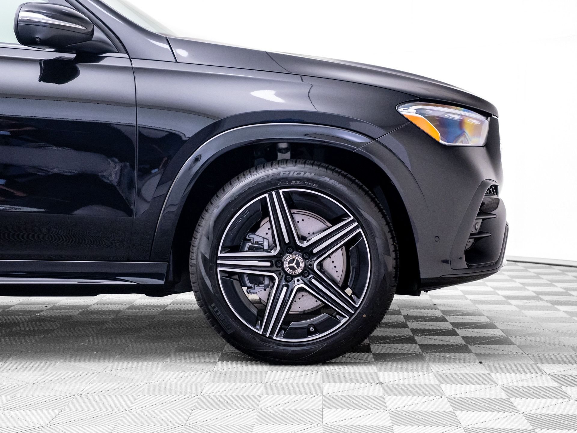 New 2026 Obsidian Black Metallic Mercedes-Benz GLE 350 image 37