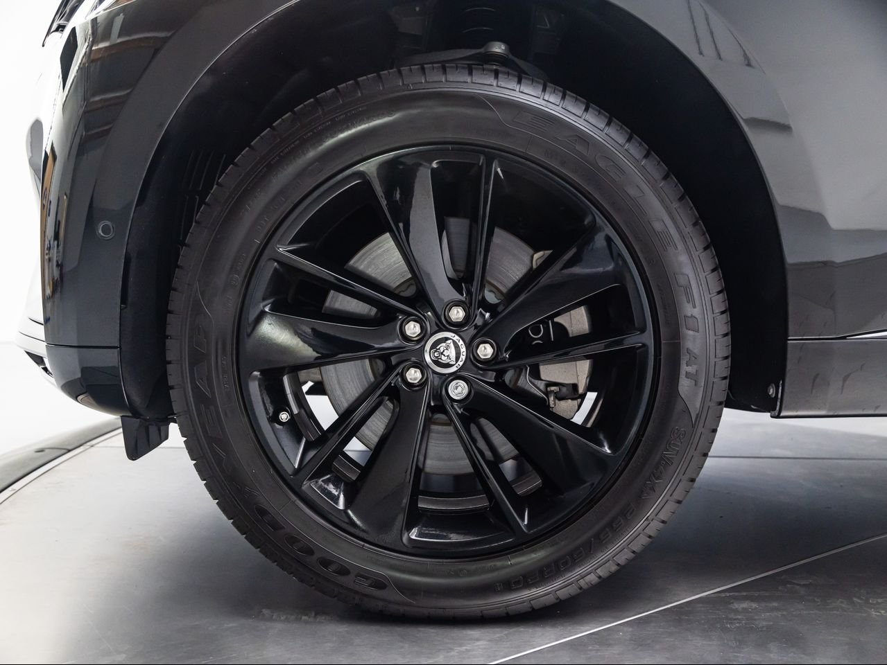 2026 Jaguar F-Pace R-Dynamic S - Photo 12
