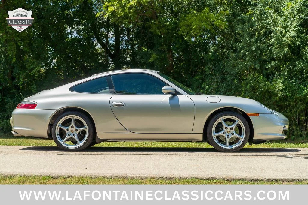 Used 2002 Silver Porsche Carrera image 33