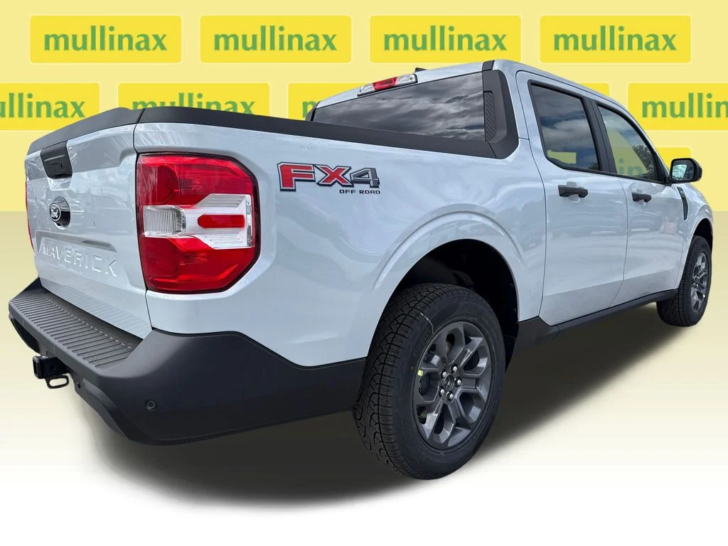 New 2026 White Ford XLT image 13