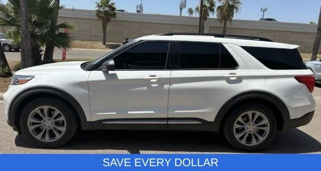 Used 2022 White Ford XLT image 5