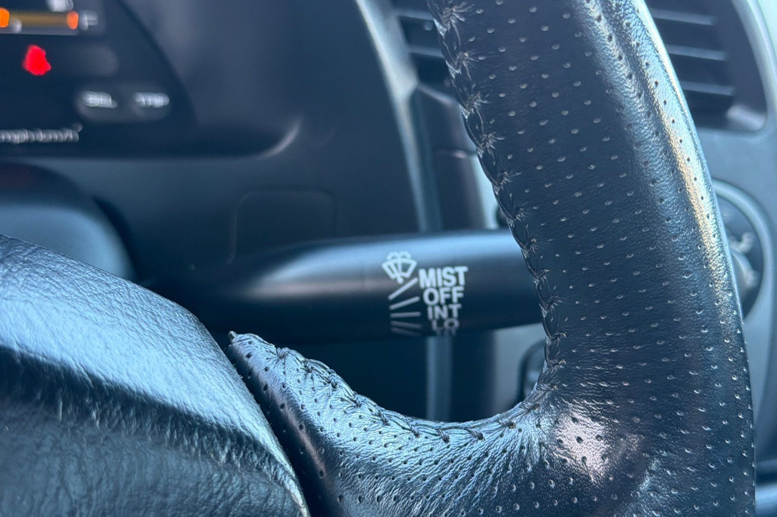 Used 2001  Honda Base image 30