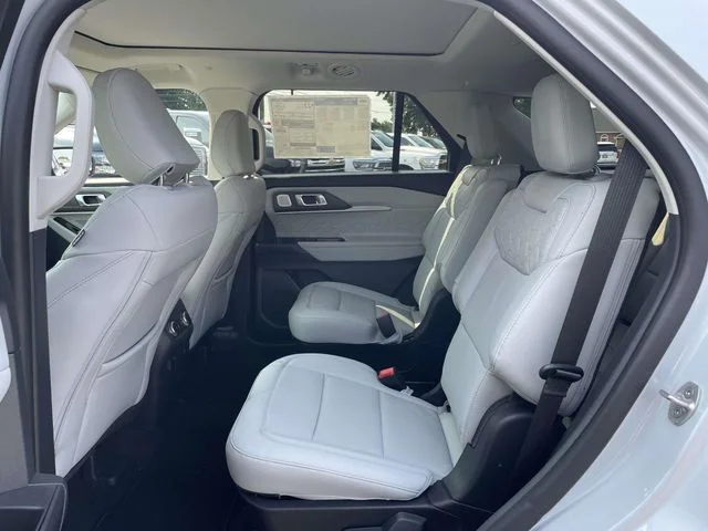 New 2026 Space White Metallic Ford Platinum™ image 14