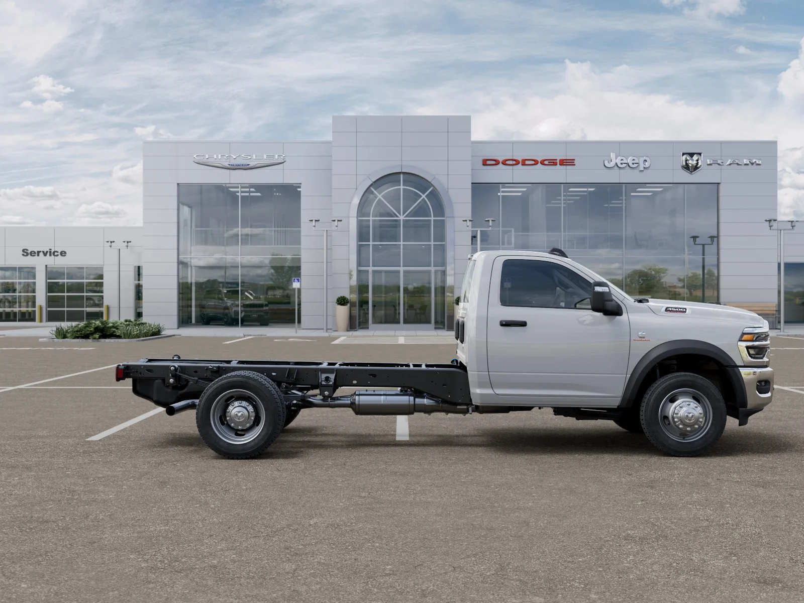 New 2025 Bright White Clearcoat RAM Tradesman image 34