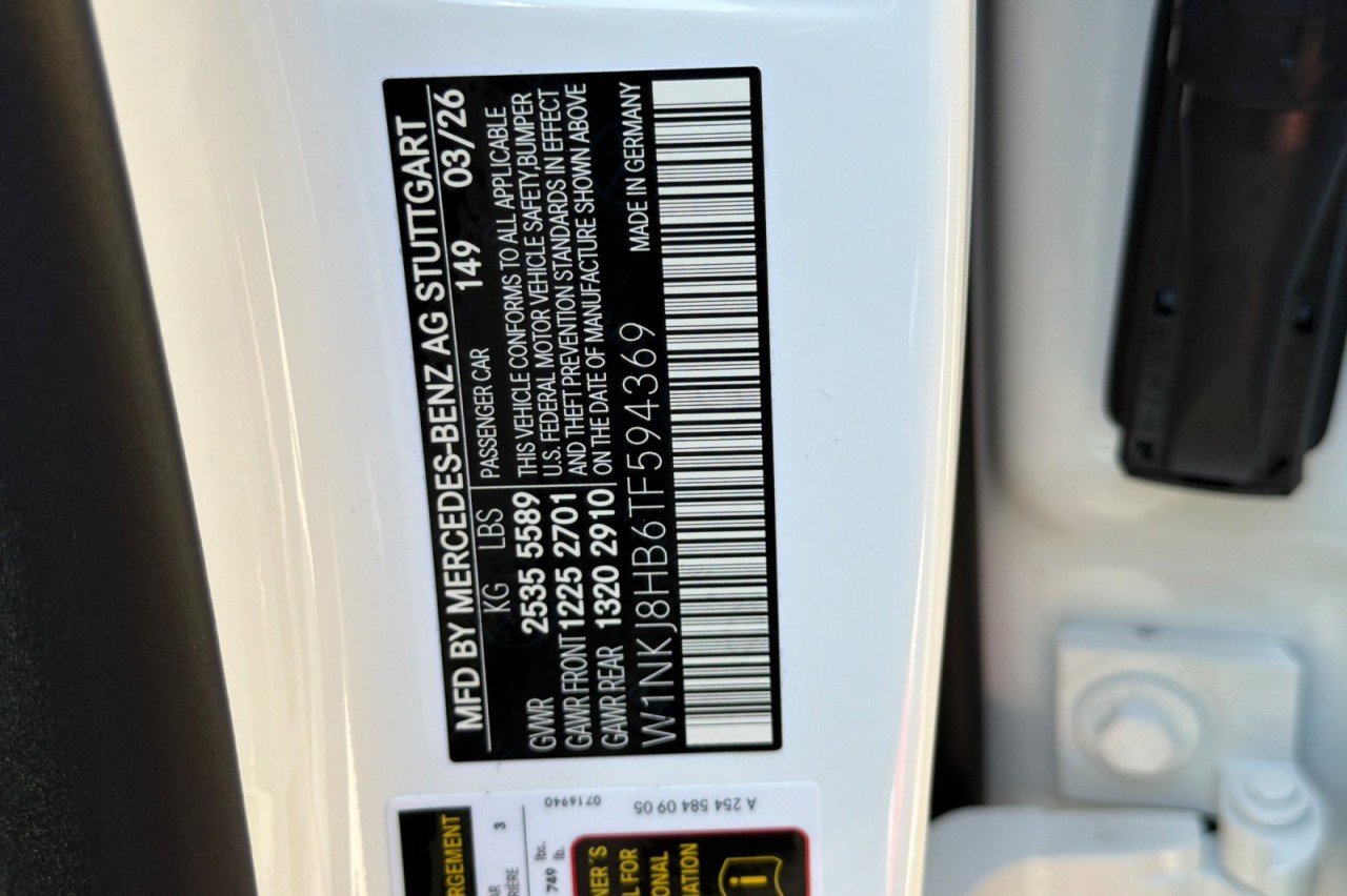 New 2026 Polar White Mercedes-Benz AMG® GLC 43 4MATIC Coupe image 28