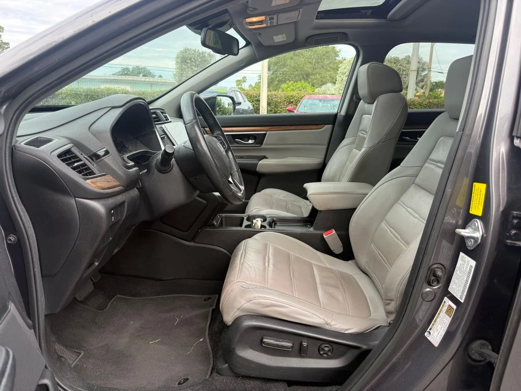 Used 2021  Honda EX-L image 8