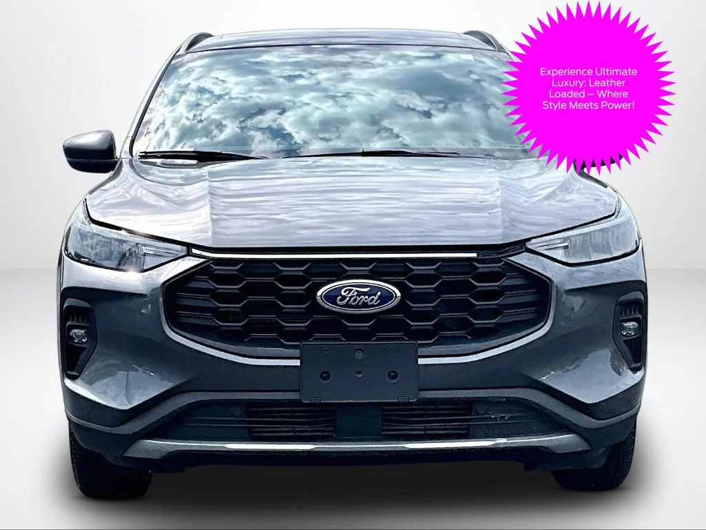 Used 2025 Gray Ford ST-Line Select image 3