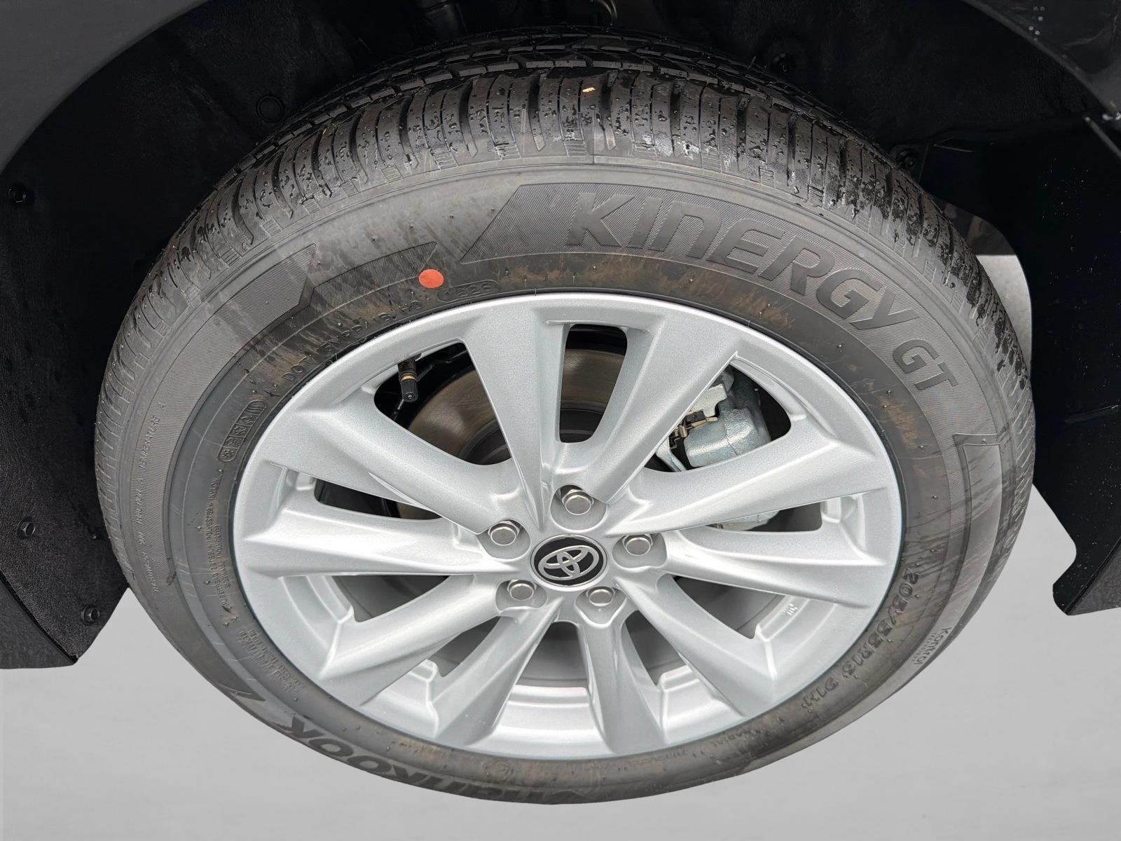 New 2026 Midnight Black Metallic Toyota LE image 19