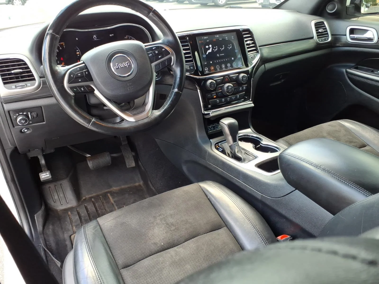 Used 2020 Bright White Clearcoat Jeep Altitude image 21