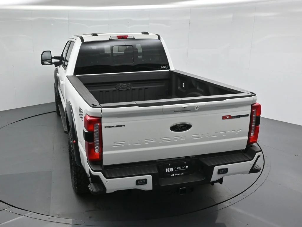 New 2026 Star White Metallic Tri-Coat Ford Lariat image 40