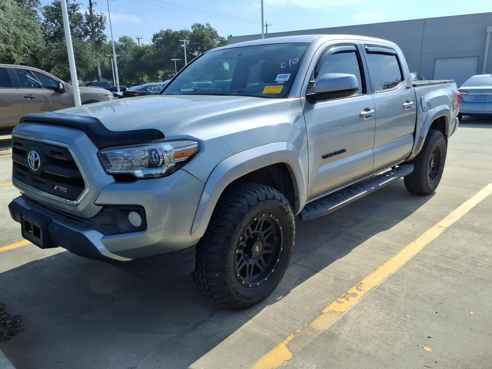 Used 2017 SILVER SKY METALL Toyota SR5 image 1