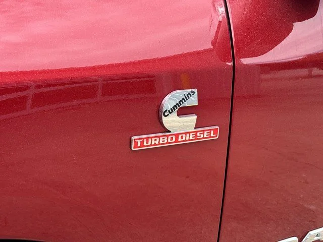 New 2026 Molten Red Pearl-Coat Exterior Paint RAM Laramie image 13