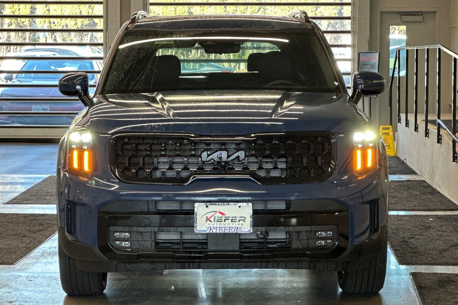 2025 Kia Telluride SX Prestige X-Line - Photo 5