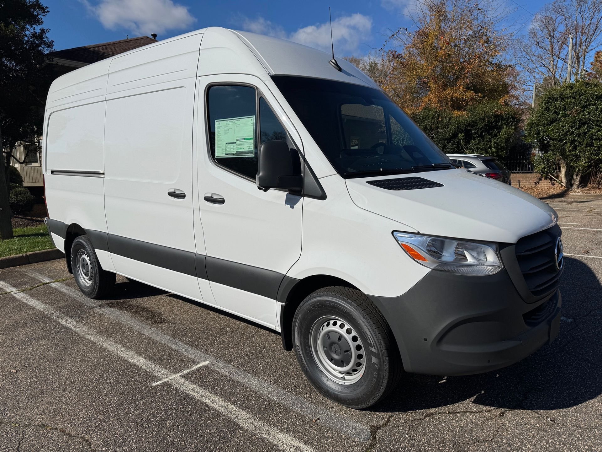 2026 Mercedes-Benz Sprinter 2500 144 WB's photo