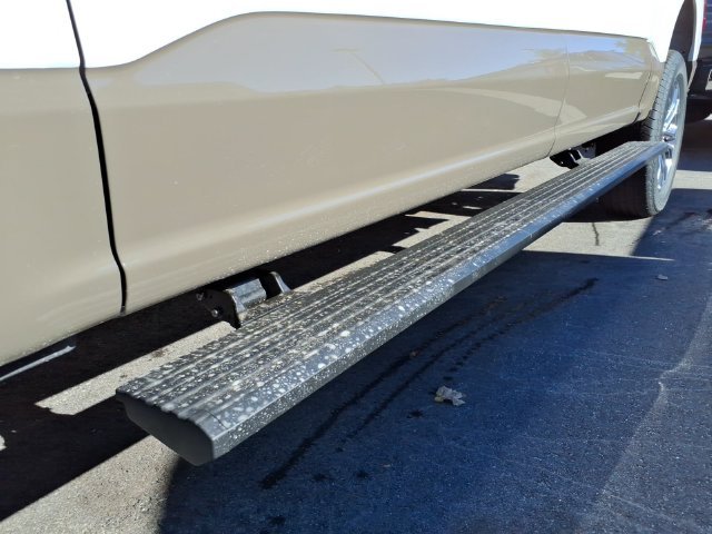 New 2026 Star White Metallic Tri-Coat Ford King Ranch® image 8