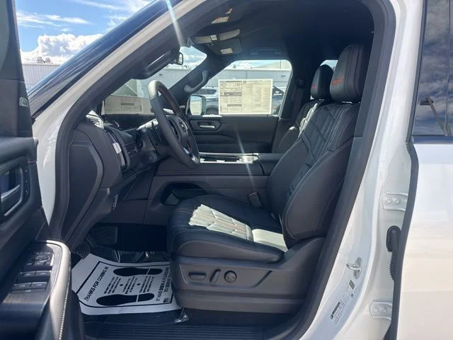 2026 Nissan Armada PRO-4X - Photo 14