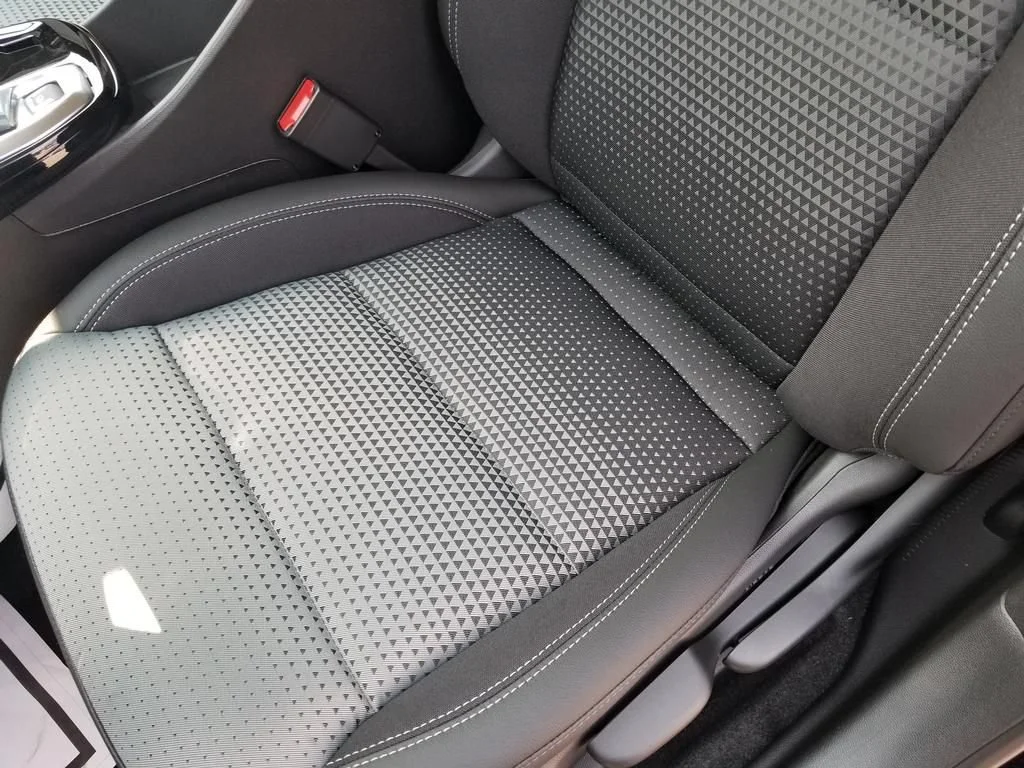 2026 Chevrolet Trax LT - Photo 16