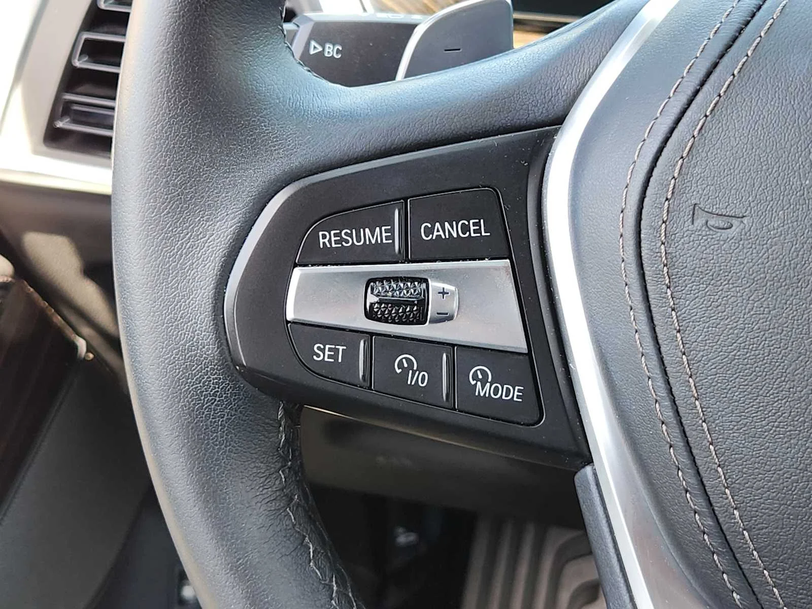 2025 BMW X5 50e - Photo 27