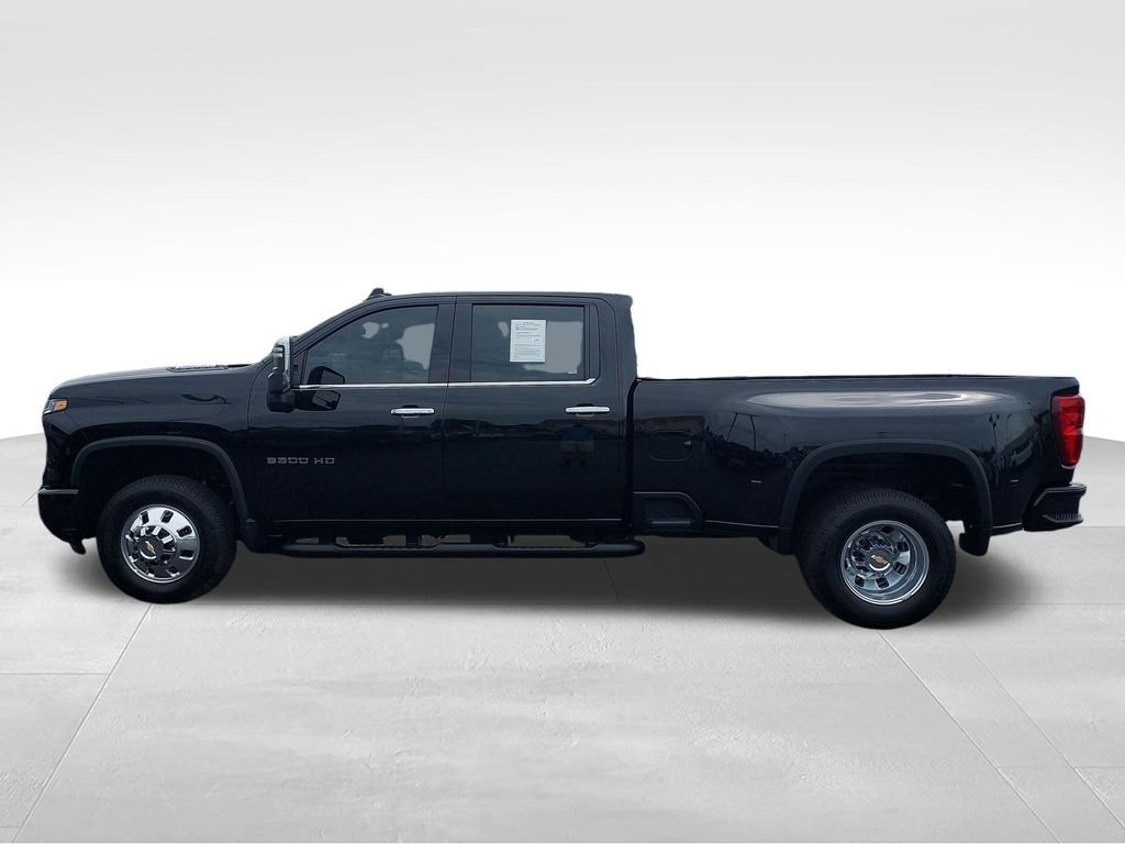 Used 2025 Black Chevrolet LTZ image 2