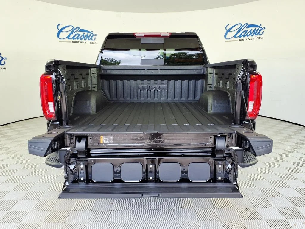 New 2026 Onyx Black GMC SLT image 5