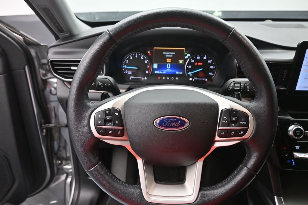 Used 2021 Silver Ford Limited image 31