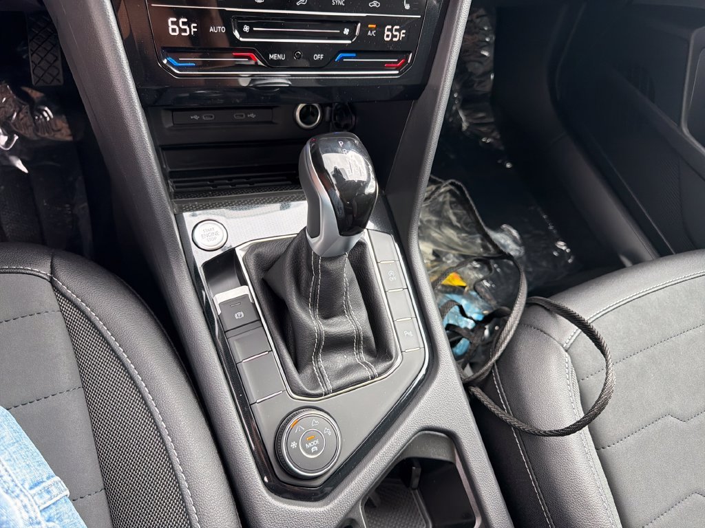 New 2027  Volkswagen 1.5T SE Black image 19